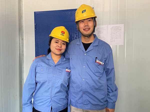 1590318604867933.jpeg 李晶、傅瑜偉夫婦.jpg