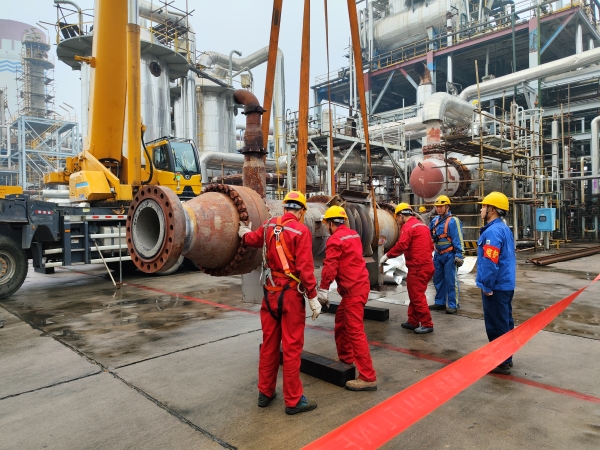 1698718391558007.jpeg 吊裝作業.jpg