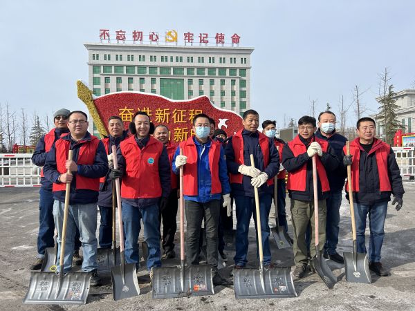 1.24黨員聯(lián)動保安全 志愿服務顯擔當 (圖1).jpg