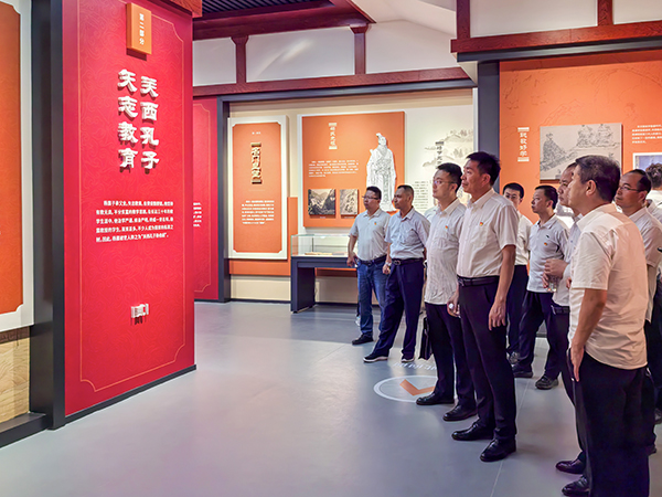 1715744851502307.jpeg cde8f3d55e87181b78ed53a957d440d   600.jpg