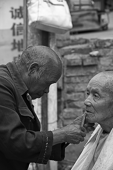 1719995683489158.jpeg 淡云攝影作品《老人》 (1)  600.jpg