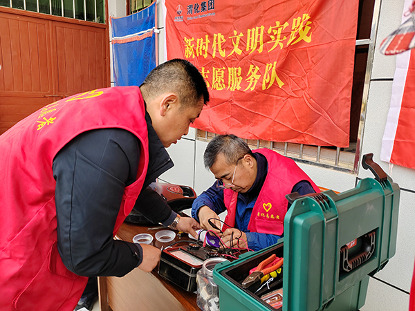 051741147500442099.jpg 83bb1d92534f9e065ffb27cecab9926  600.jpg