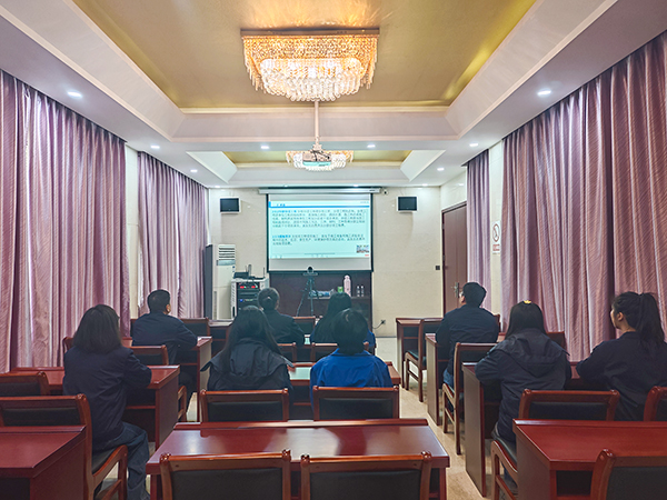 111741685346105464.jpg 法律審計部參加專題培訓.jpg