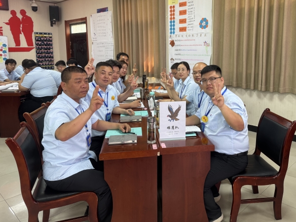 141752461223774864.jpg 7月13日,計(jì)控電儀部計(jì)通站魏蕓參加澄合職培中心舉辦的第十三期陜煤澄合礦業(yè)職培中心優(yōu)秀班組長培訓(xùn)課堂精彩瞬間3.jpg