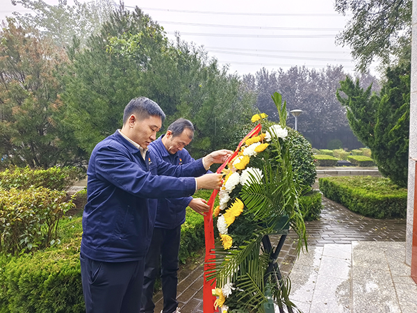 271761545541885044.jpg a835ded1fc82f1846b3b971b9b47ab79.jpg